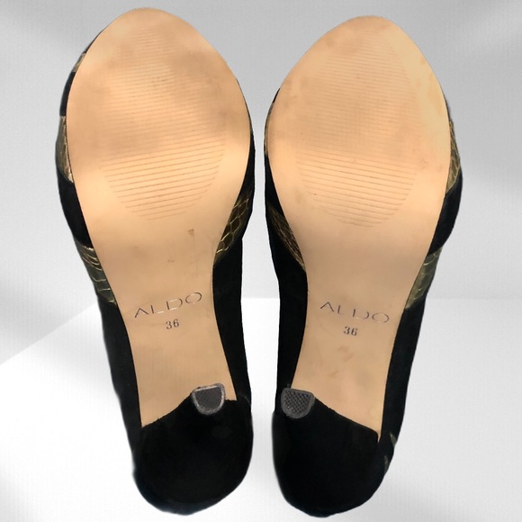 Aldo Black & Gold Suede Pumps - Picture 4 of 4